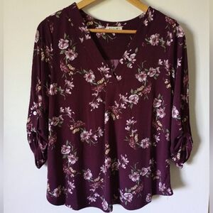Beacon Burgundy Floral V-Neck Blouse Size Medium Petite